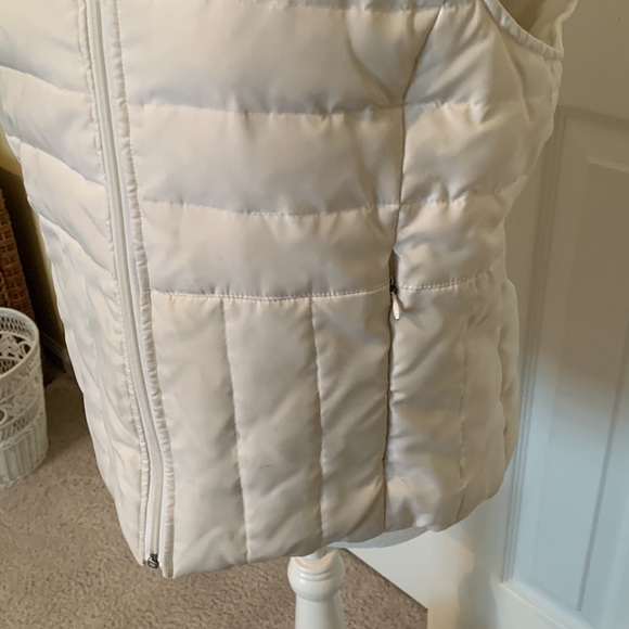 REACTION Off White Puffer Vest Size Large - Picture 3 of 8
